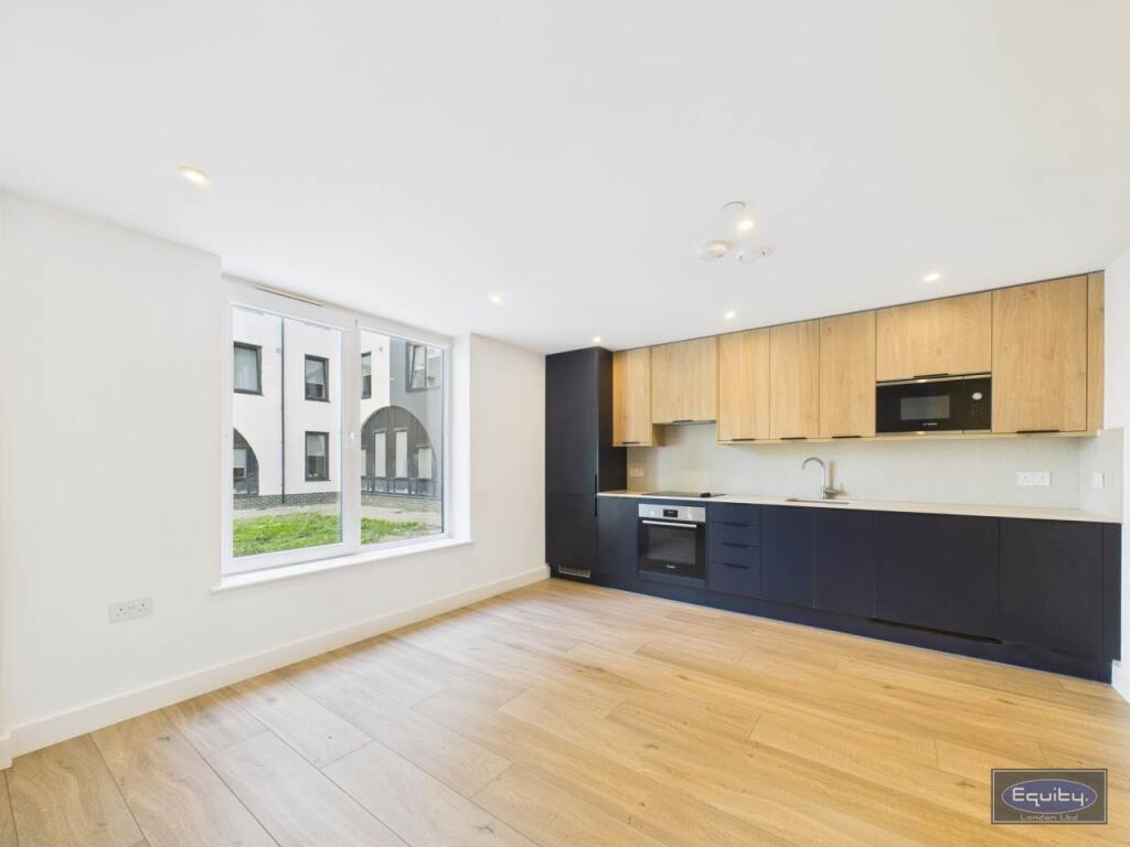 Heather Court, Progressive Close, 
