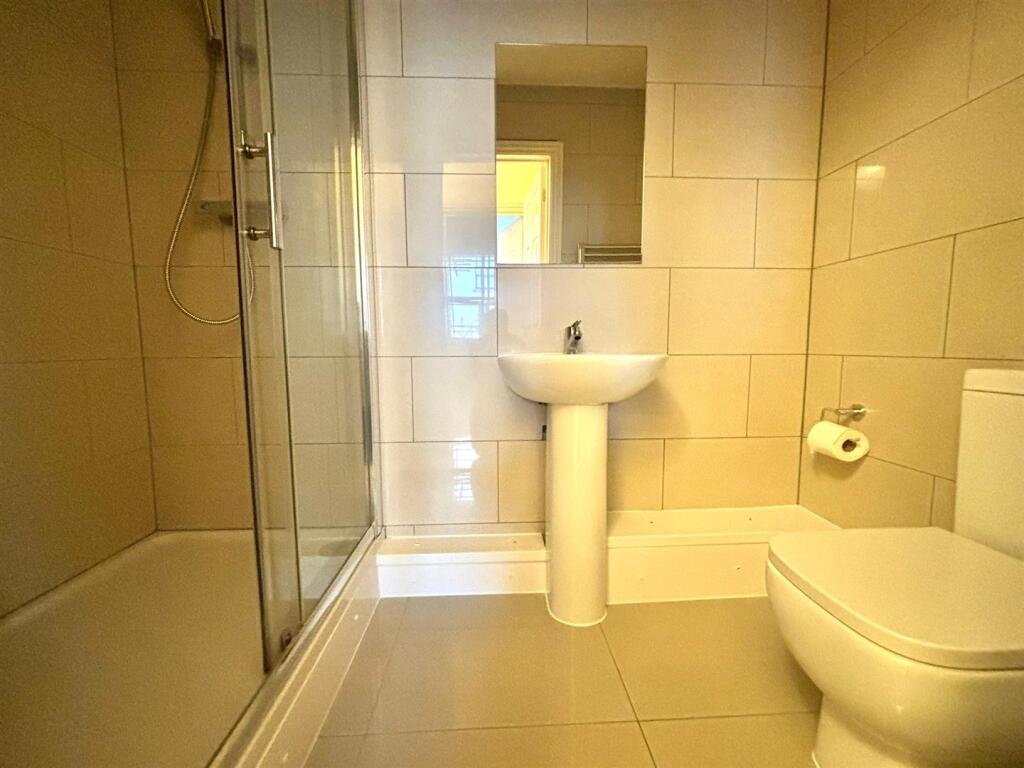 bathroom.jpeg