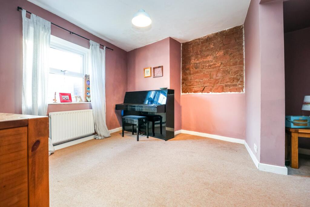 Open Plan Lounge &amp; Snug