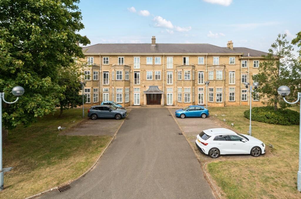 1346405-4-68b0c8aadc105-ARW-1