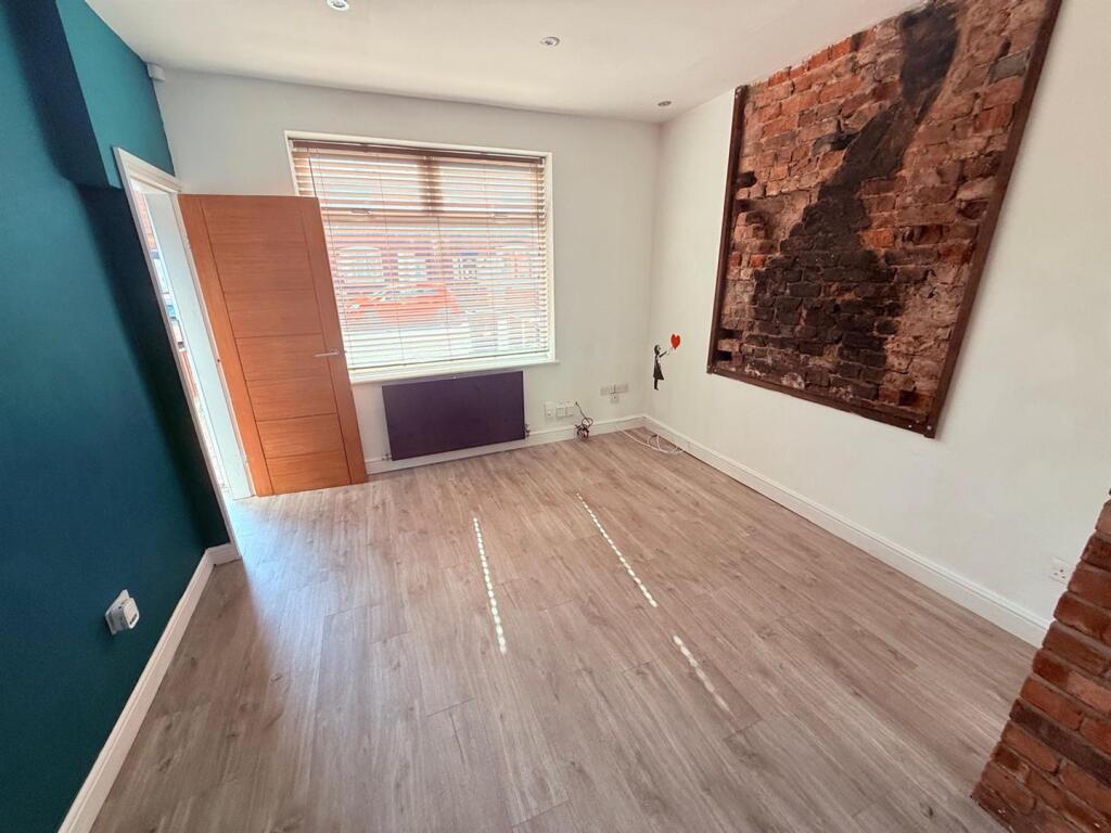 PHOTO-2025-03-25-10-44-03 (2).jpg