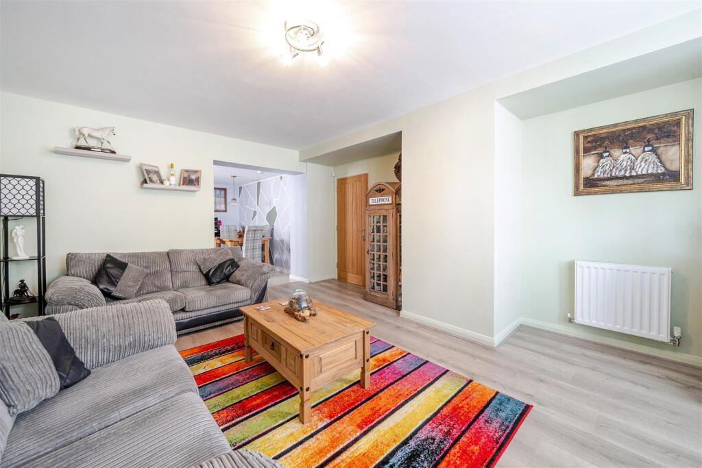 Flat 4, 10 High Street, Gayton NEW (1).jpg