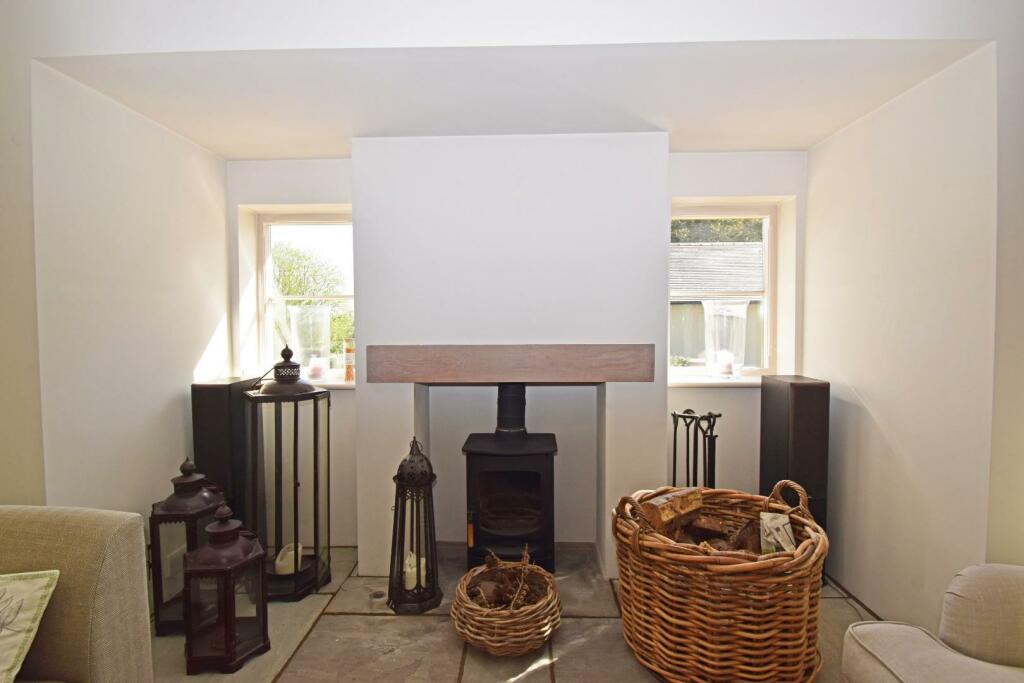 Ridgeway, lounge inglenook.jpg