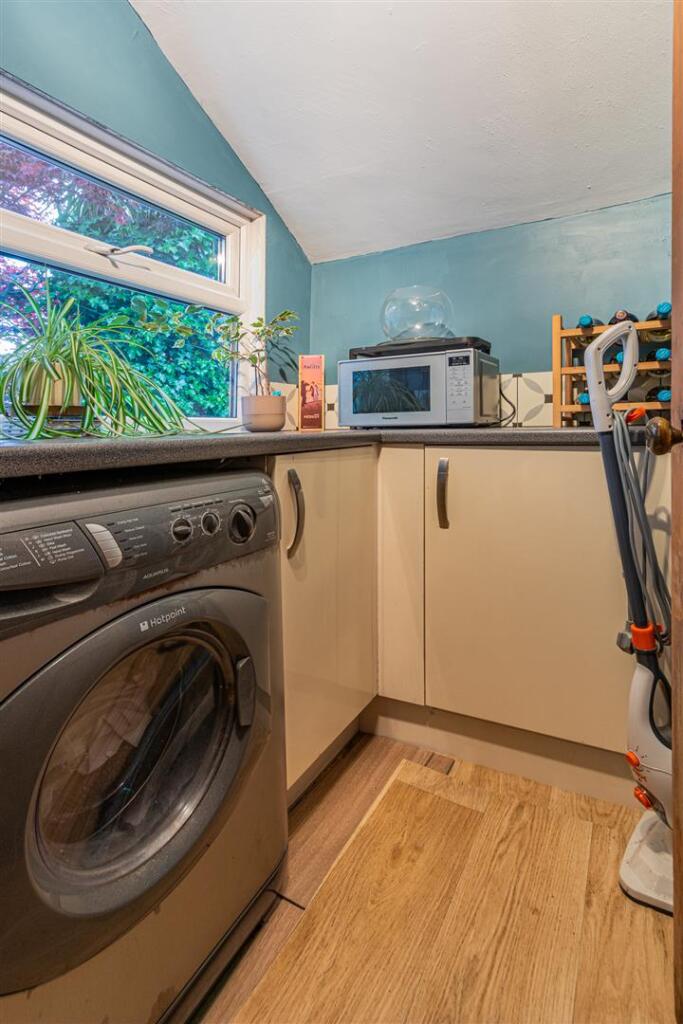 Kimberley Road 122-23.jpg