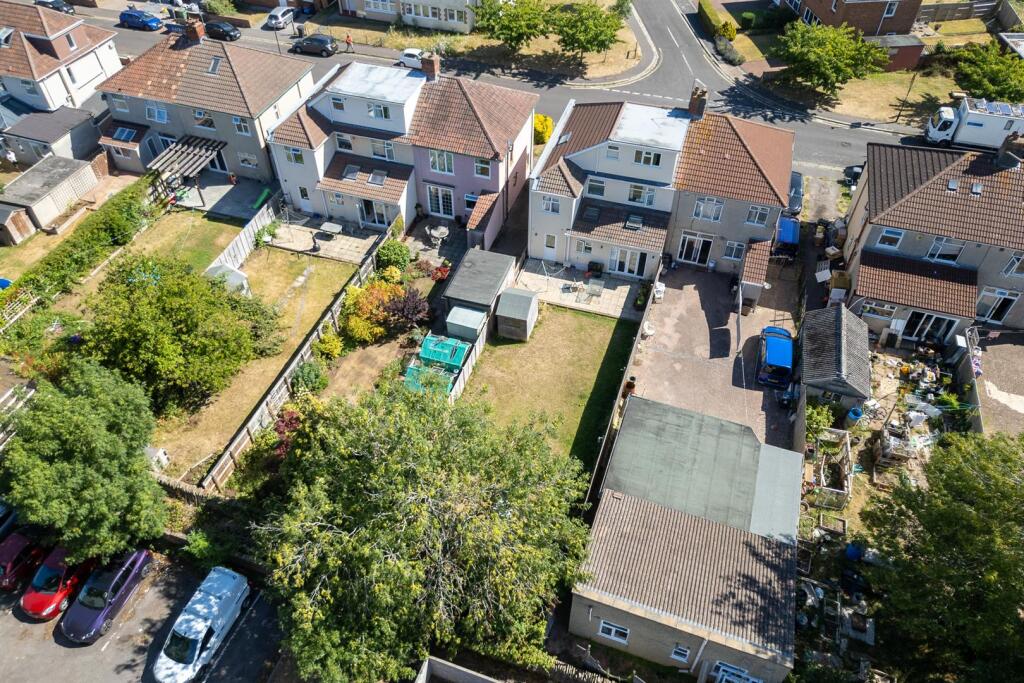 46 Frome Valley Road, Frenchay, Bristol BS16 1HE |