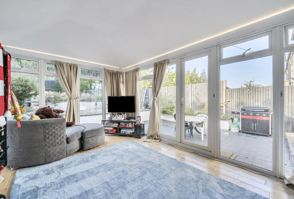 1359073-16-68da90...