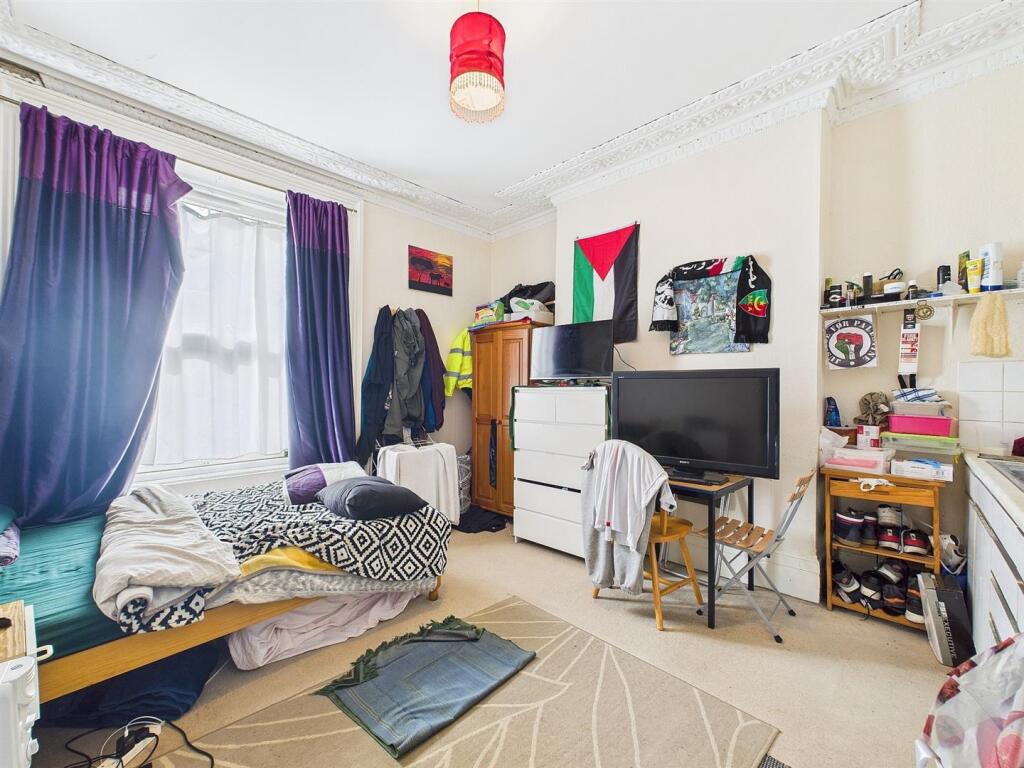 2 - Freehold Investment, Elliston Road, Redland.jp