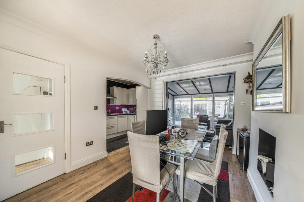 1357317-3-68cd8c3...