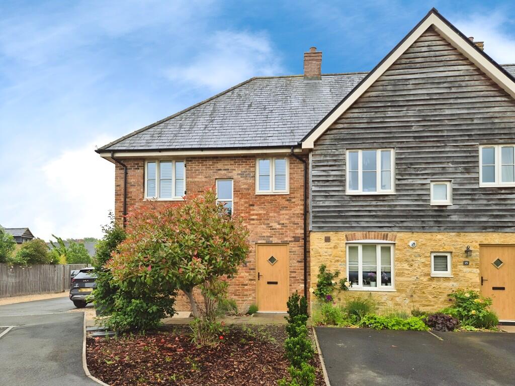 25b403d1-10000300...