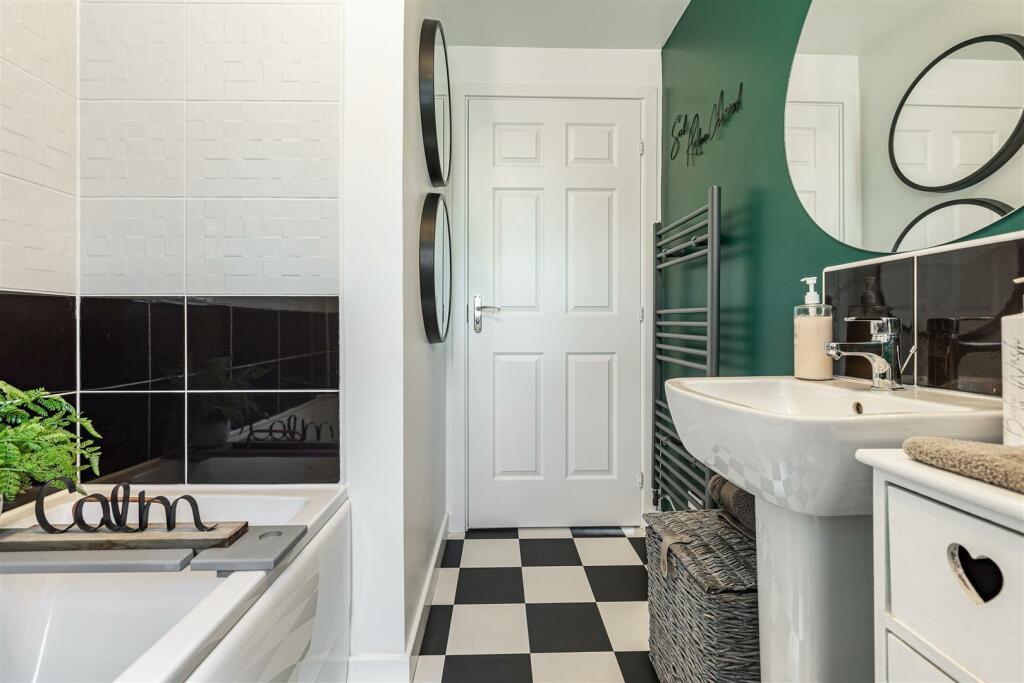 43 Knoll Park Galashiels 44.JPG
