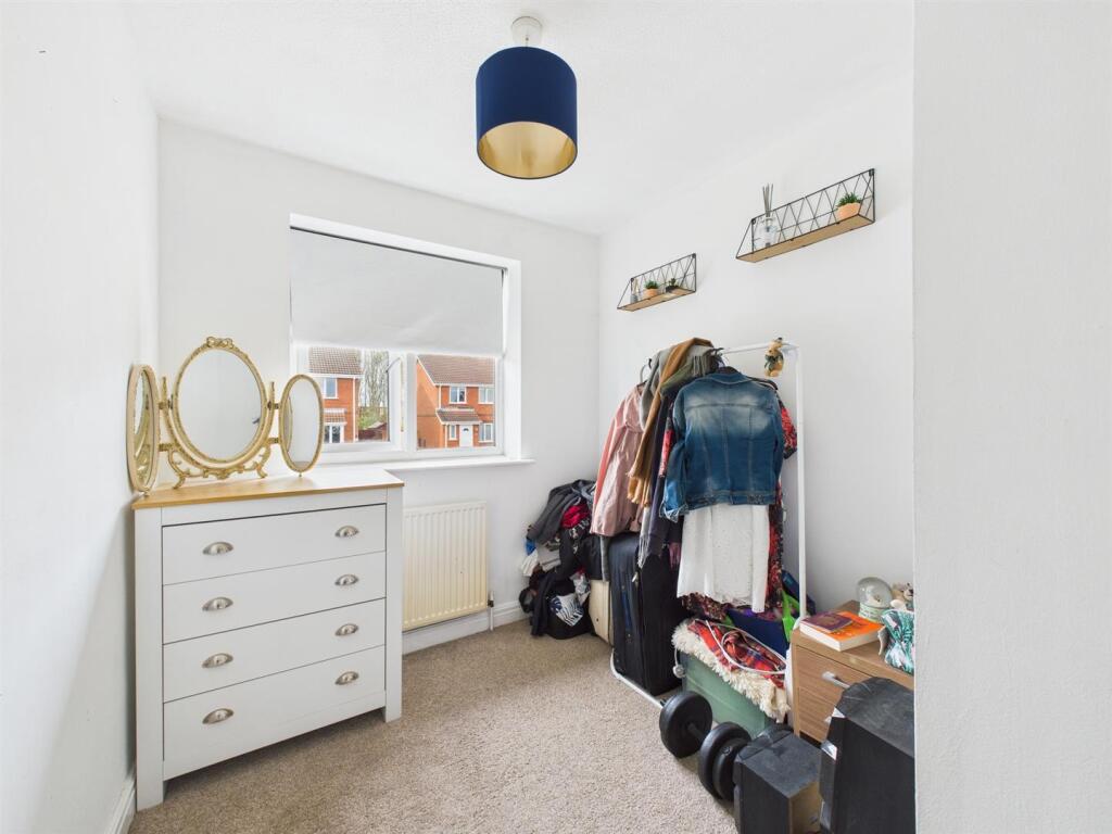 Bedroom: