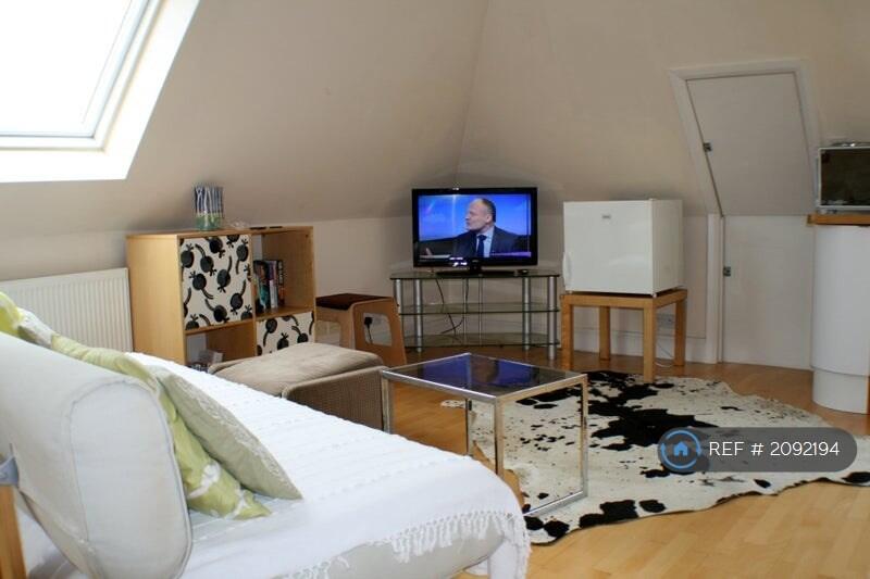 Tv Lounge