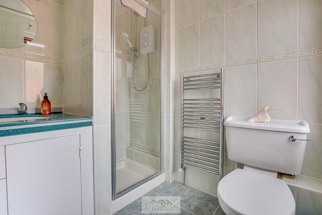 Ensuite