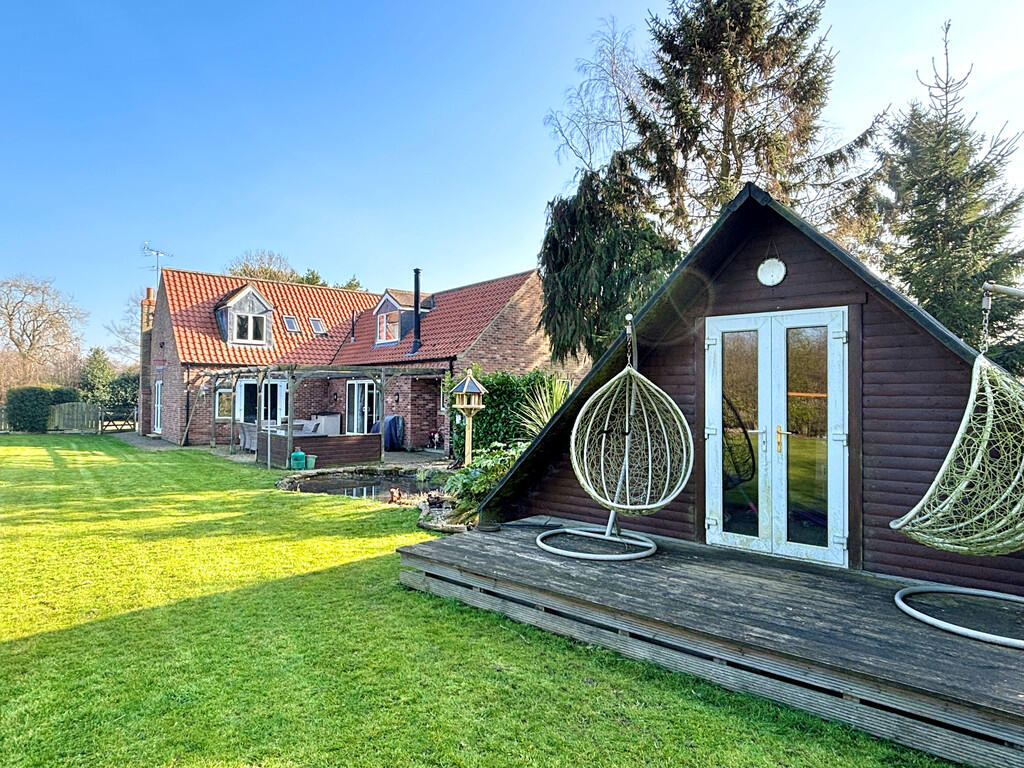 Bespoke Summer Ho...