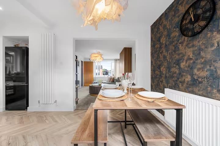 23 Oathills Drive-014.jpg