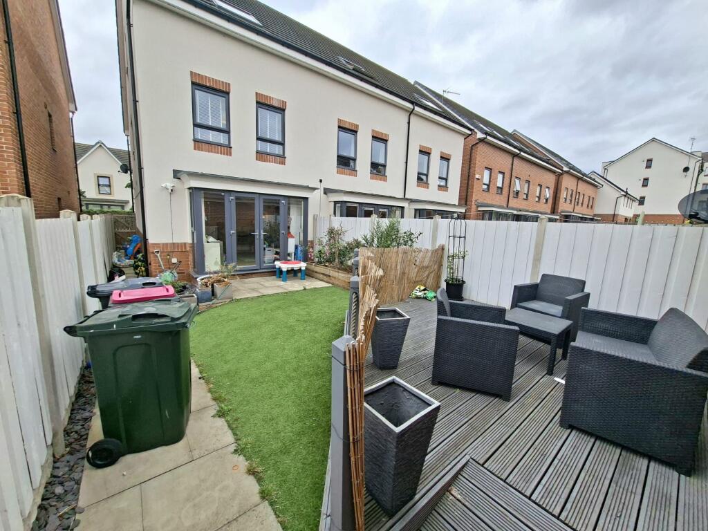 REAR GARDEN &amp; DECKING
