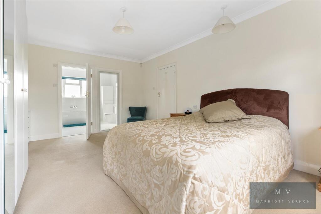 Manor Gardens 4 MV-14.jpg