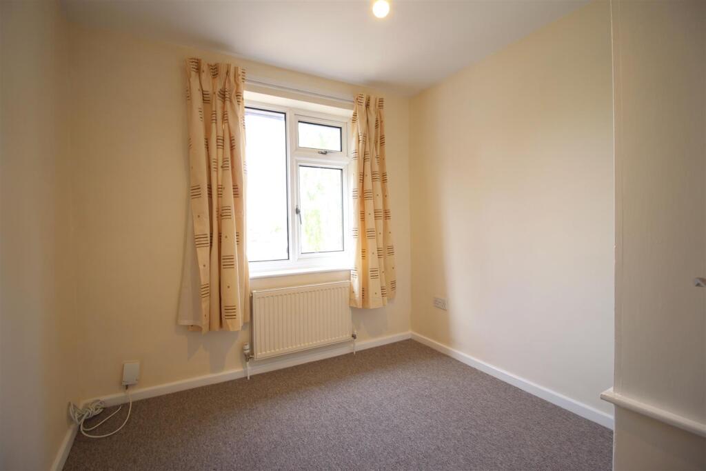 140WR - Bedroom Three (1).JPG