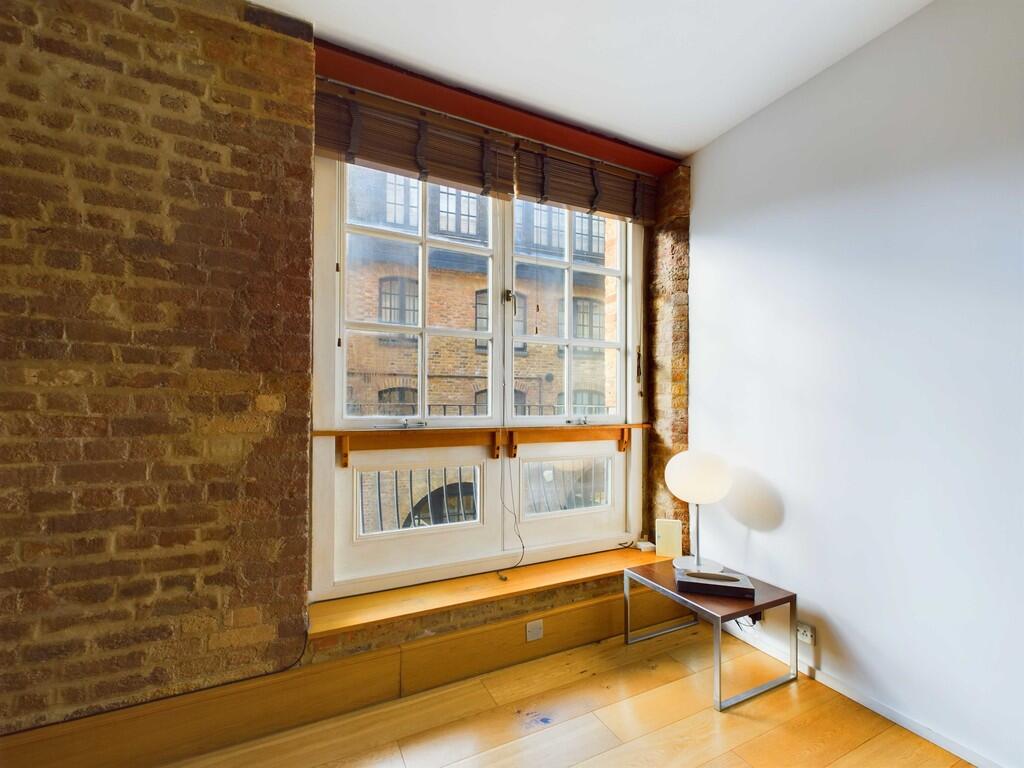 CAM03741G0-PR0064...