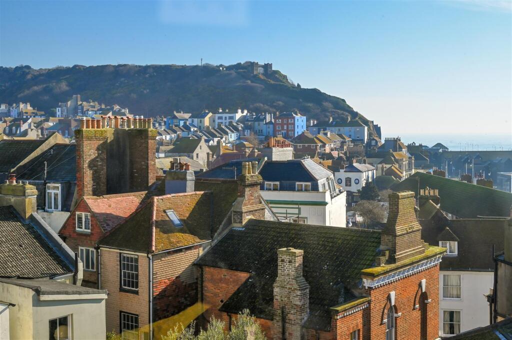 11 Hill Street TN34 (14).jpeg