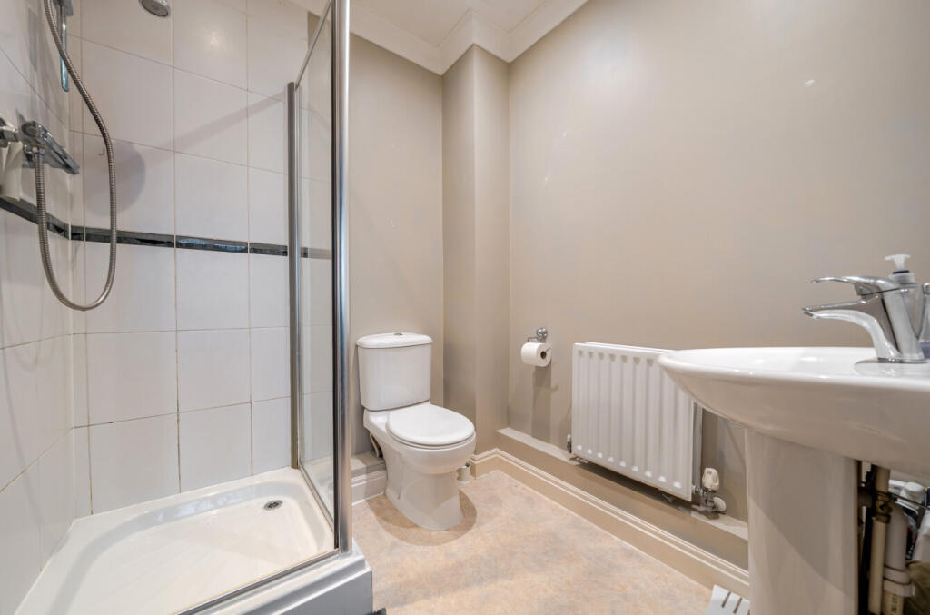 1370870-24-68f207...