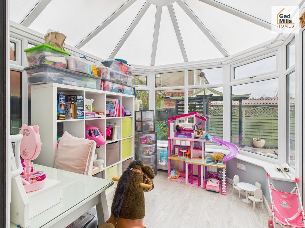 CAM04261G0-PR0105...