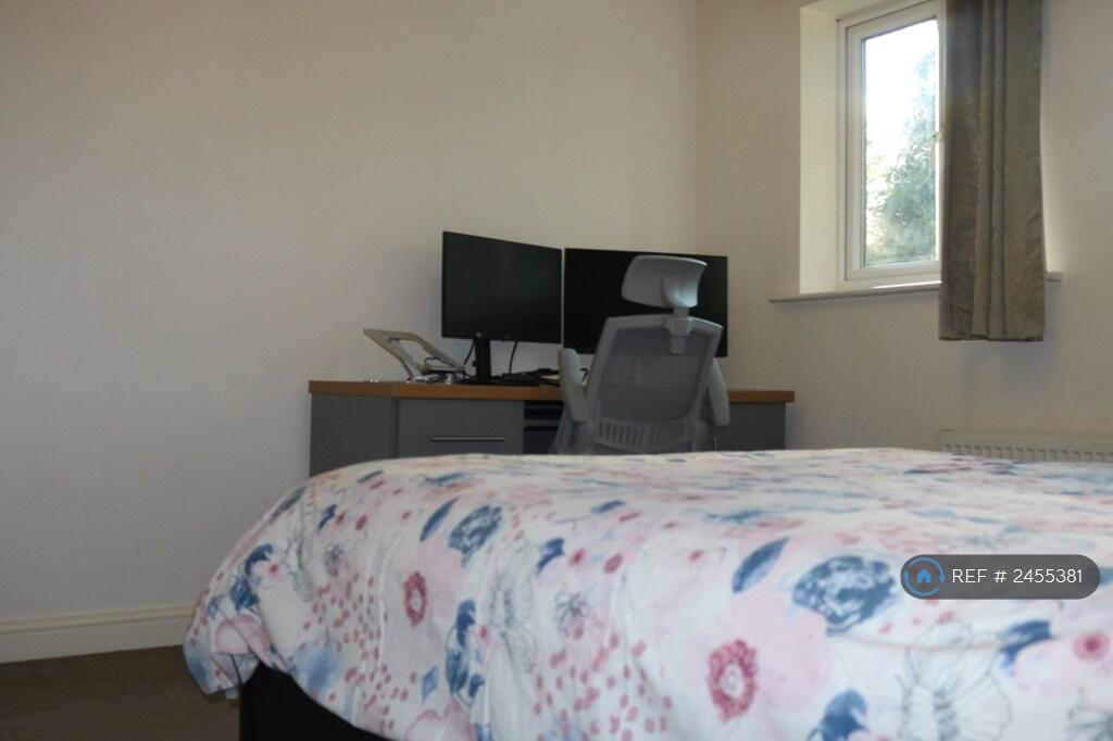 Main Bedroom