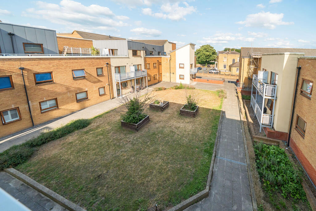 1303156-17-684873...