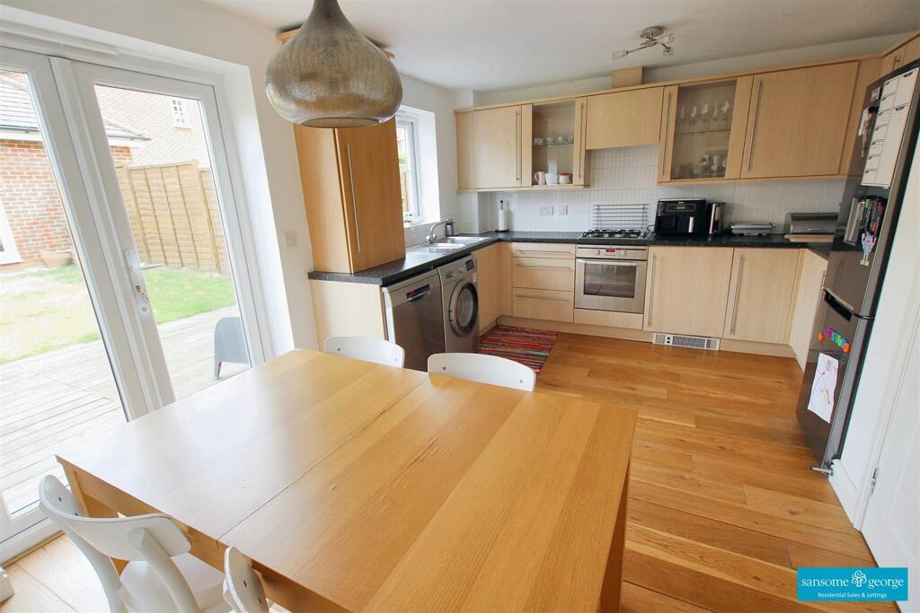 Kitchen Breakfast Room