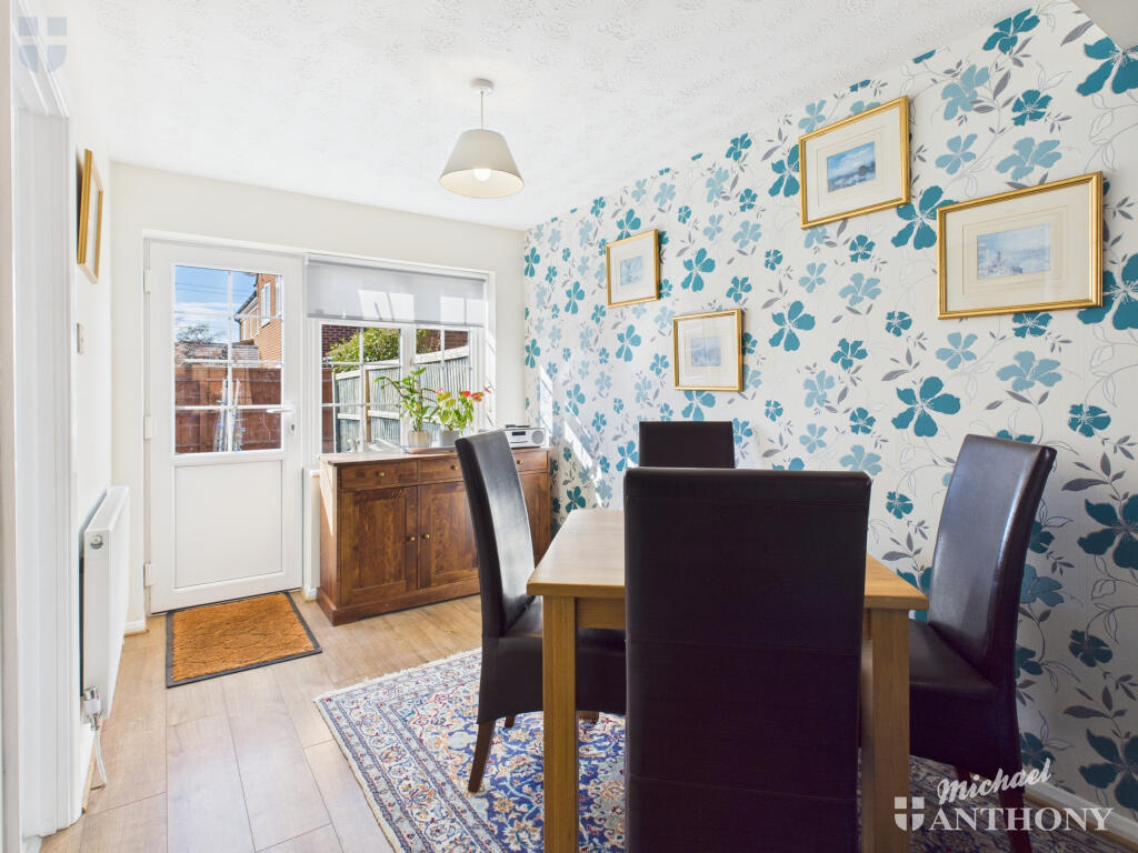 CAM03852G0-PR0442-STILL013