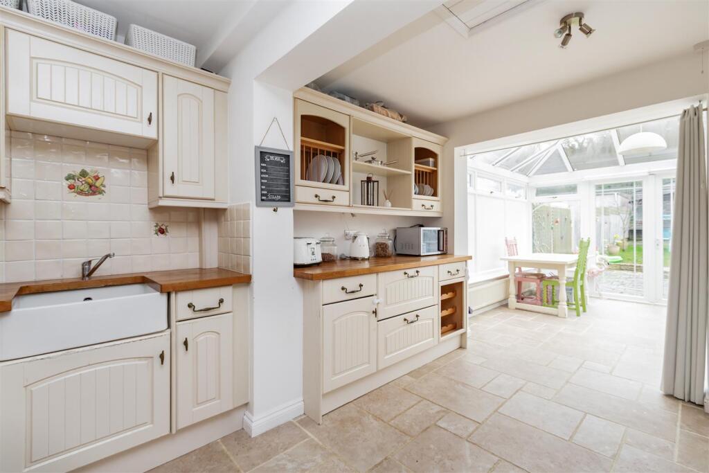 12 Fairview-HR10.jpg