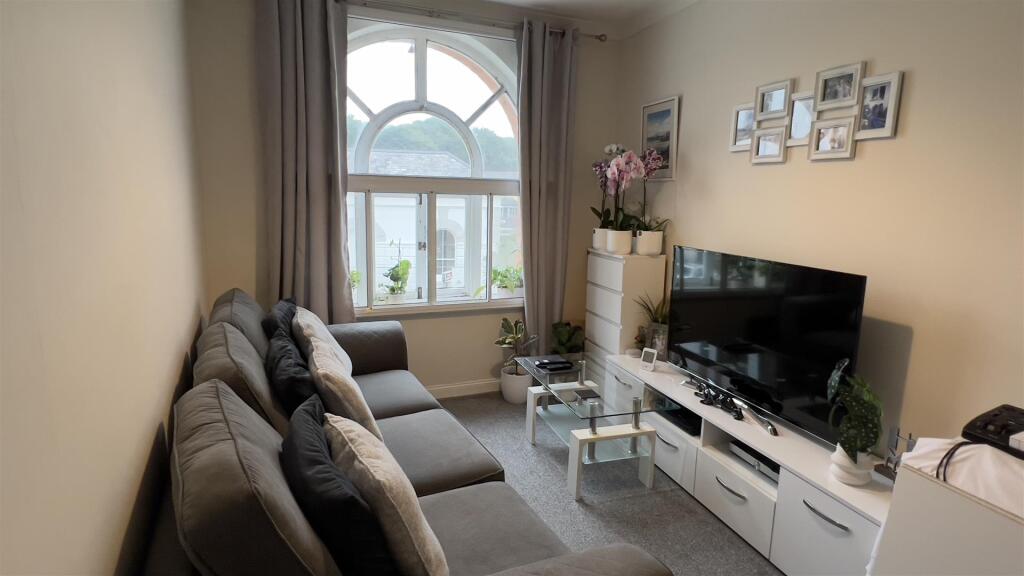 Photo 12-06-2025, 7 29 34 pm.jpg