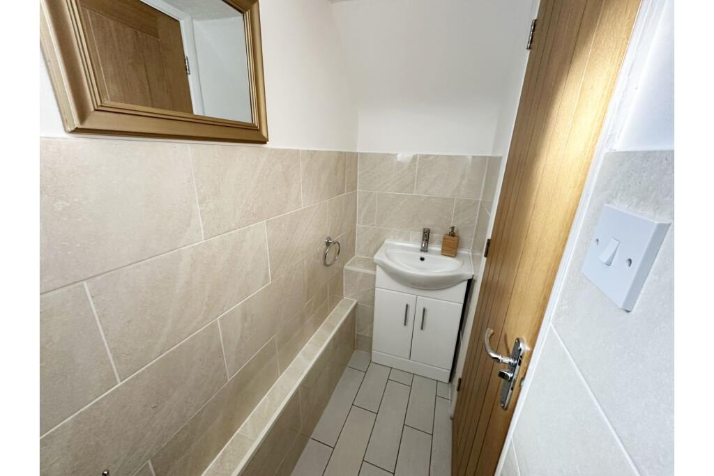 Downstairs Bathroom