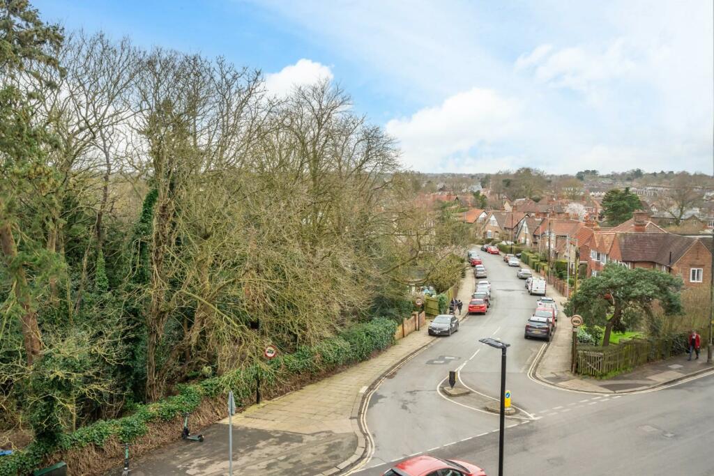 external (1 of 5).jpg