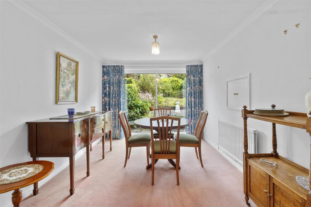 dining room.jpg