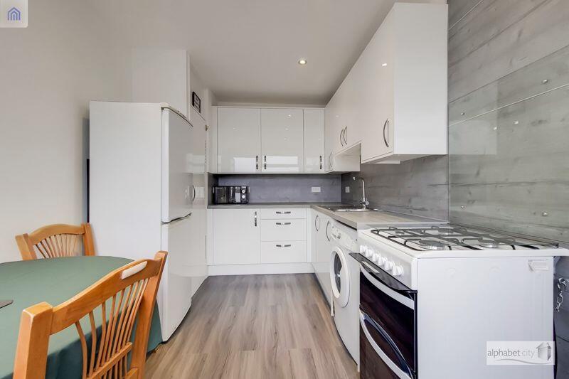 Kitchen (2)