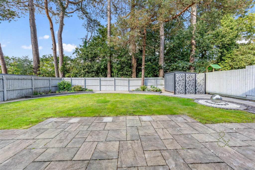 The Paddock (28).jpg