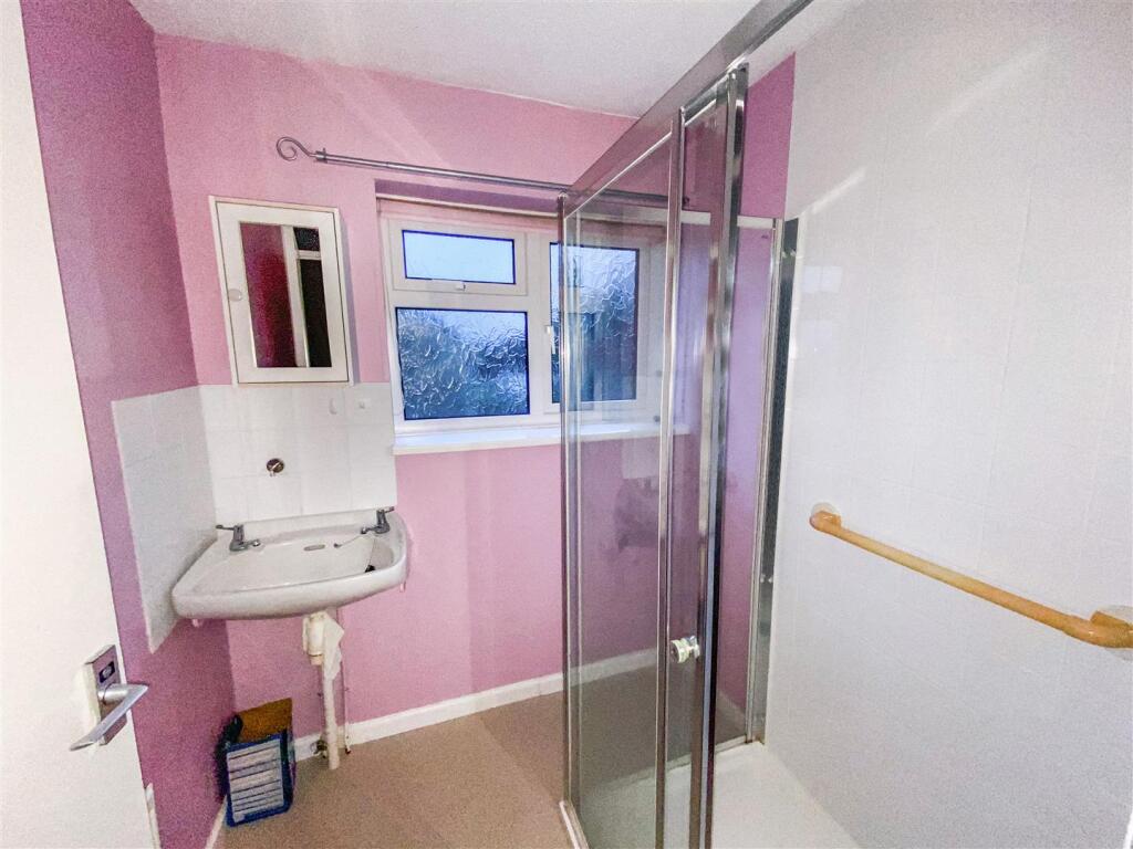 91, Cox Tor Road Tavistock, PL19 9JG | Hollis Morg