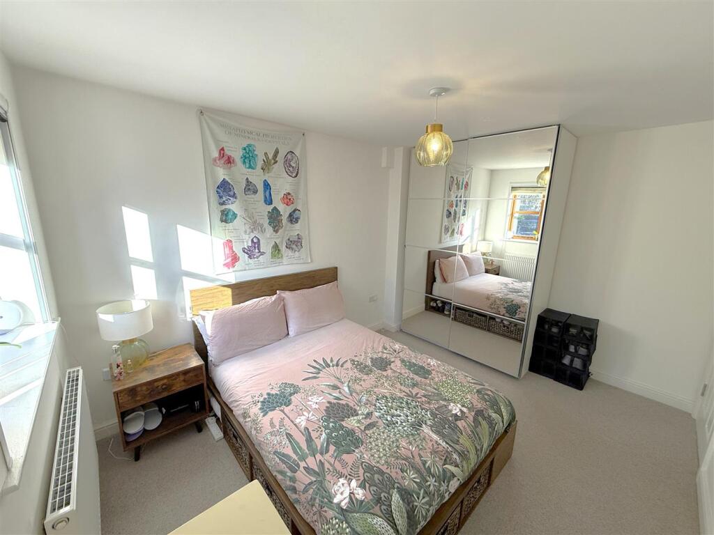 Bedroom 2B.JPG