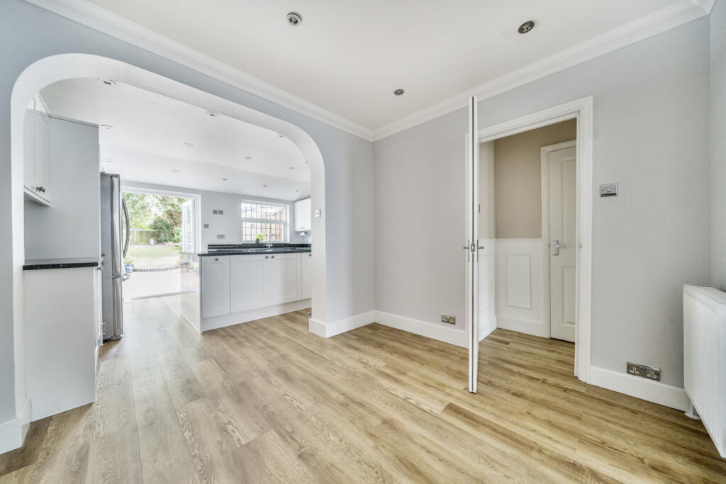 1295533-34-682b2b...