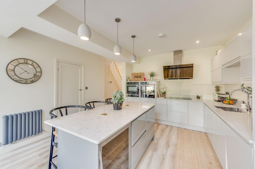 KITCHEN, DINER AND LIVING ROOM