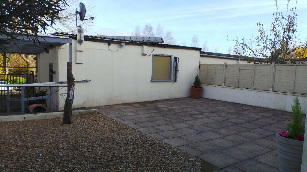 private rear garden