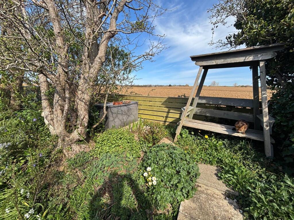Rear Garden top 4.jpg