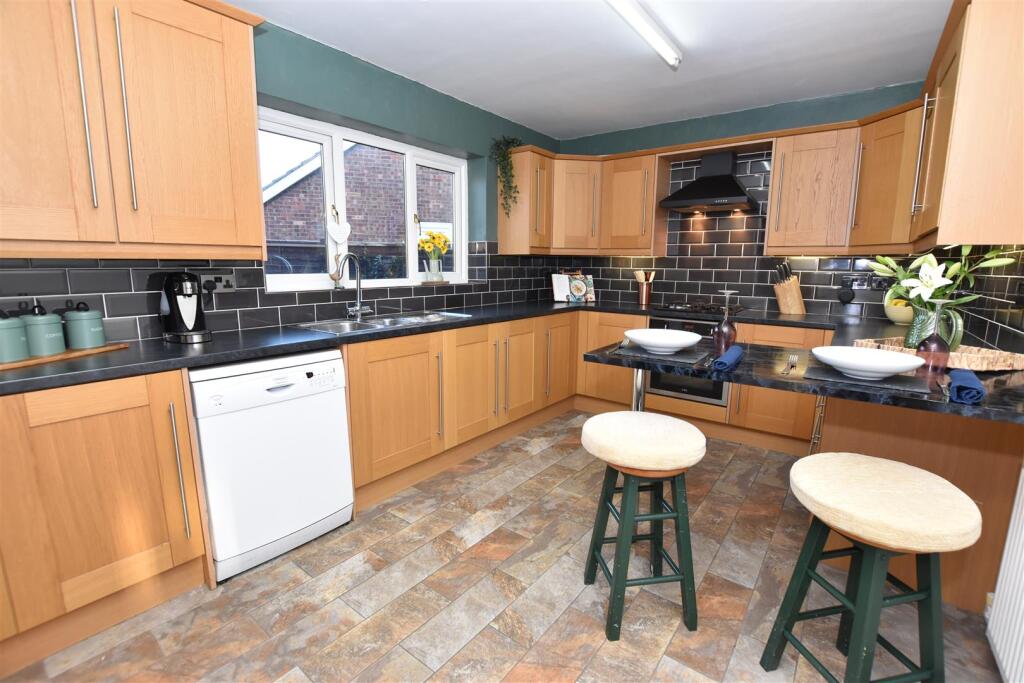 Breakfast Kitchen.JPG