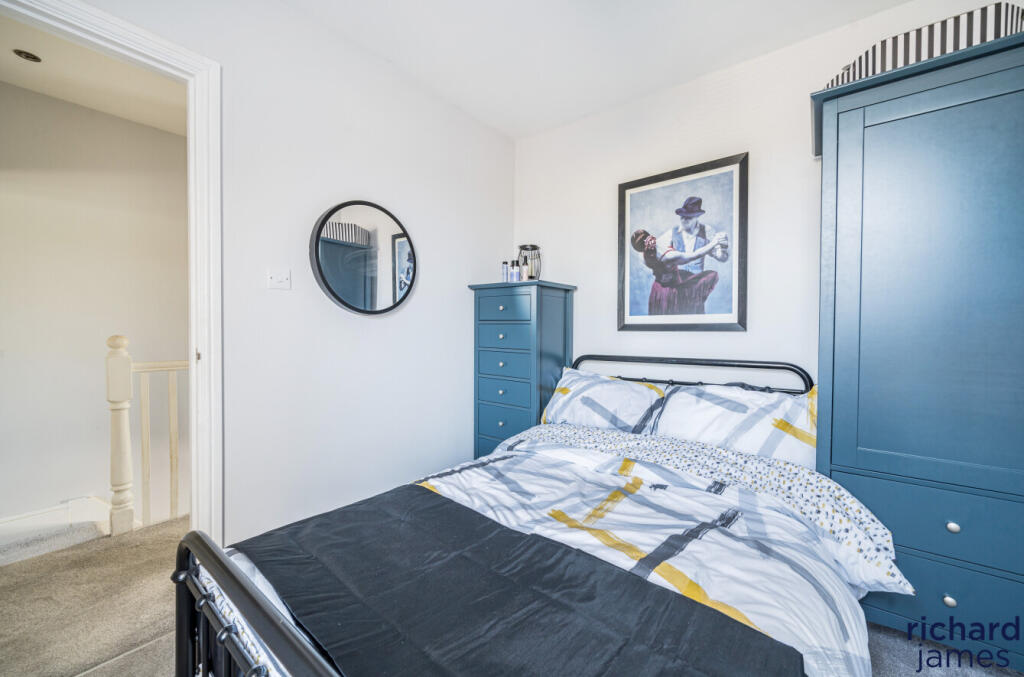 245c5b40747f4bd28d03f21cf14b0da1