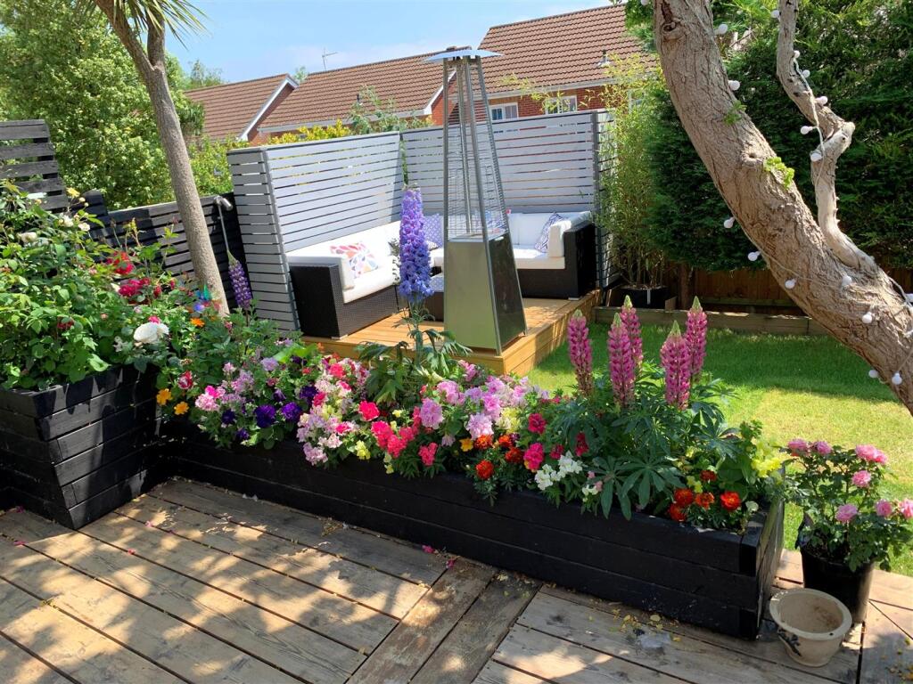 garden 4.jpg