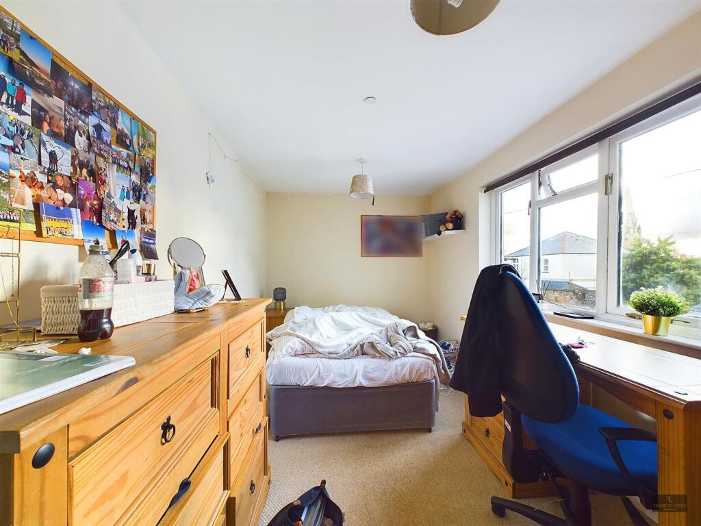 CAM02887G0-PR0328-STILL005.jpg
