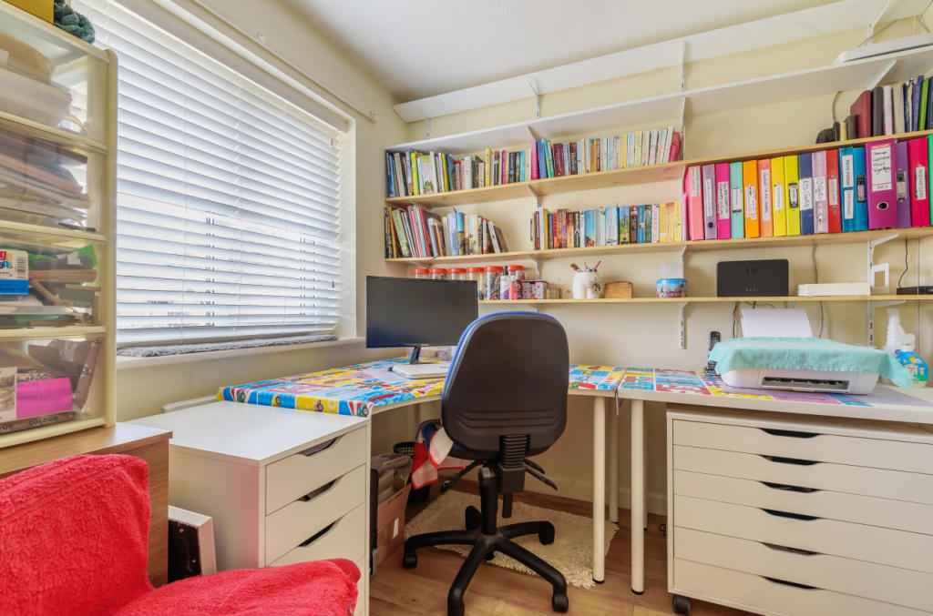 Bedroom/Study