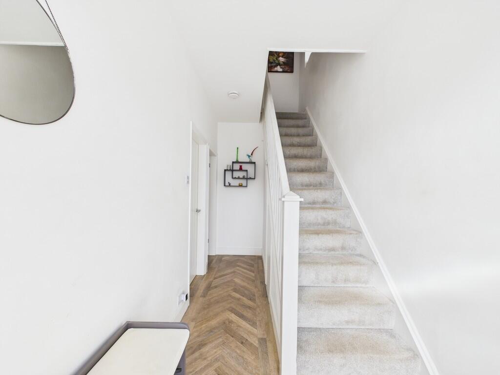 CAM01835G0-PR0186...