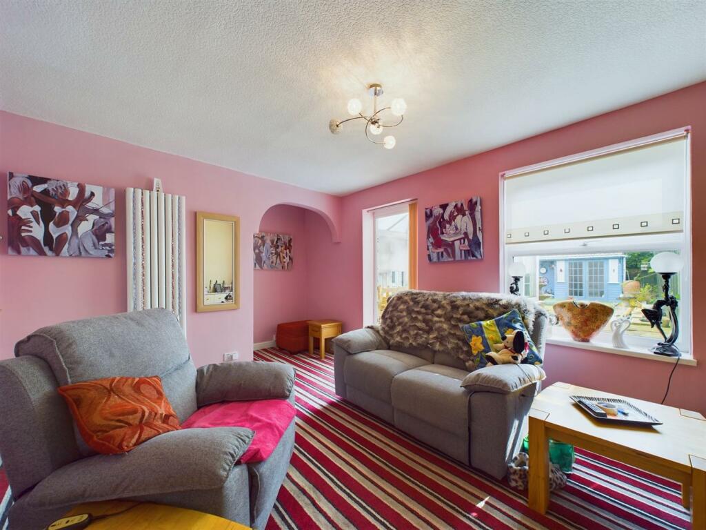 Lounge:
